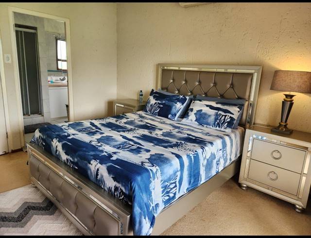 2 BEDROOM APARTMENT FOR SALE IN KEY WEST ESTATE